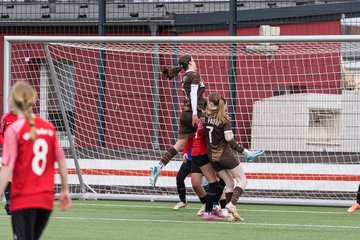 Bild 178 - wBJ FC St. Pauli - Walddoerfer SV : Ergebnis: 3:4